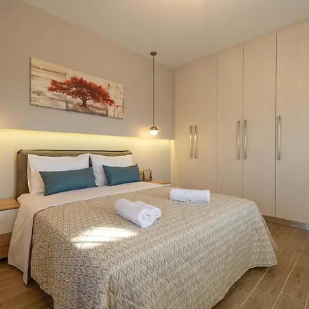 Hercules Apartment